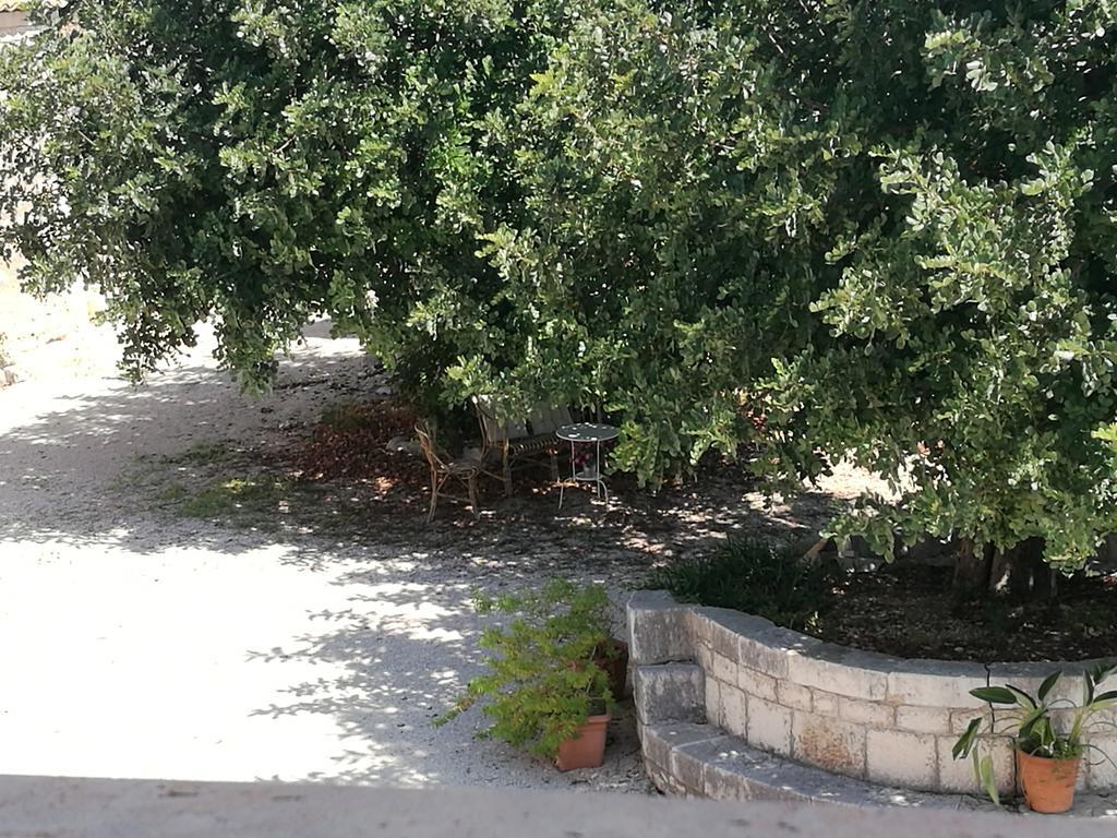 Il Baglio Di Kharrub Rural Guest House Pozzallo Bagian luar foto